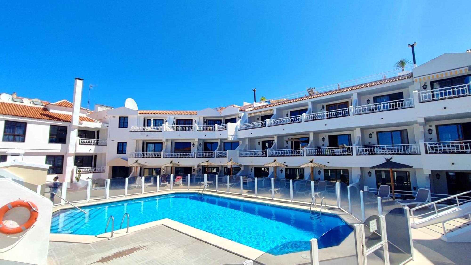 Diamantes - Relaxing Tenerife Getaway - Heated Pool - Los Cristianos لوس كريستيانوس المظهر الخارجي الصورة